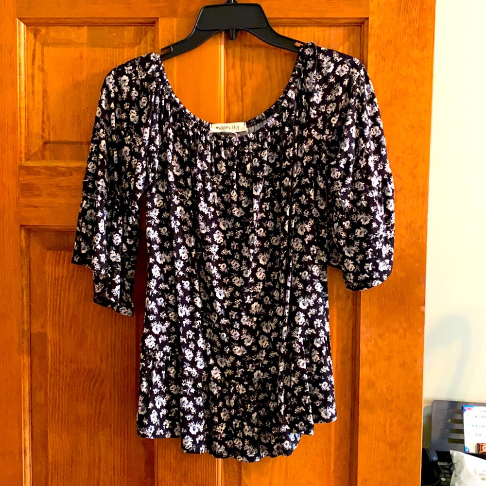 Women’s Peplum Bell Sleeve Top Size XS